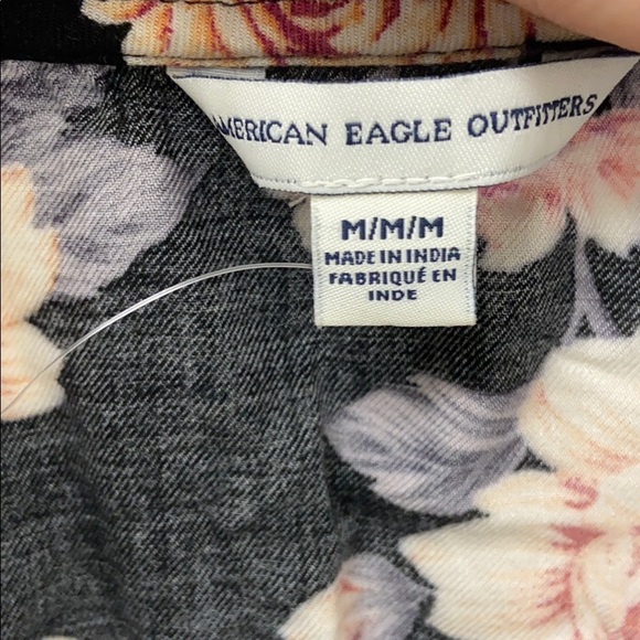 Cute floral print button up tank top - Picture 3 of 4